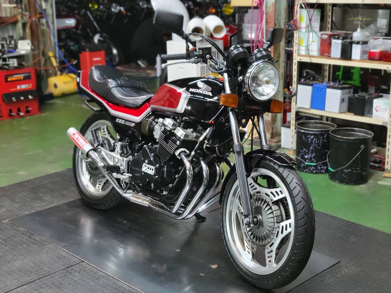 cbx400f キジマ テールガニッシュ&ウインカーガード （販売車両